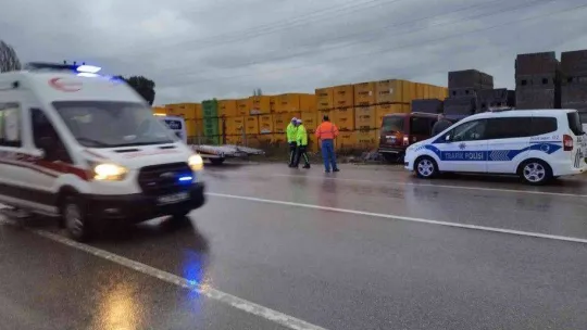 Kontrolden çıkıp birketlere çarptı