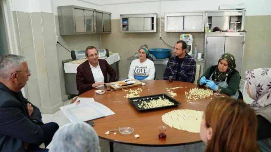 Kooperatif mutfağından yöresel ürünler raflarda