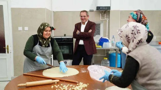 Kooperatif mutfağından yöresel ürünler raflarda