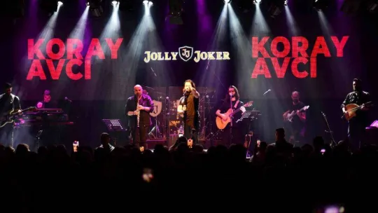 Koray Avcı Bursalıları coşturdu