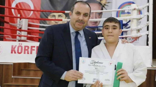 Körfez'de 200 sporcuya yeni kuşak