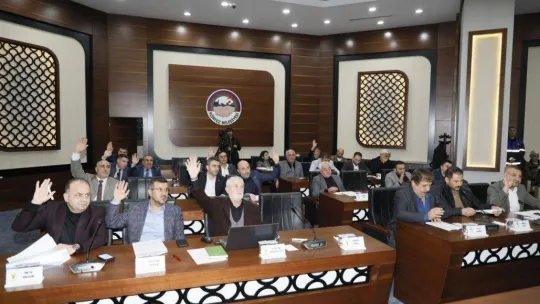 Körfez'de taşımalı eğitime 85 bin TL'lik mazot desteği