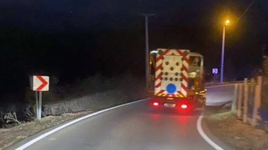 Köy yollarında yol çizgi çalışmasına başlandı