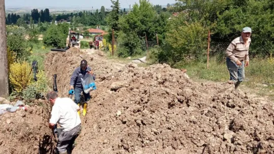 Köylerde alt yapı çalışmaları devam ediyor
