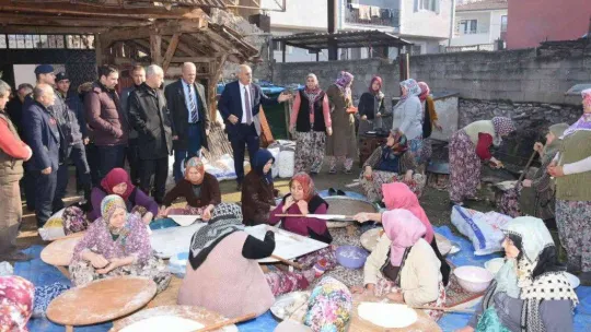 Köylülerden başkana muhteşem karşılama
