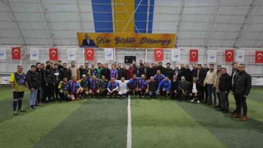 Kozlarını futbol turnuvasında paylaşıyorlar