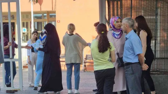 KPSS ilk oturumu sona erdi