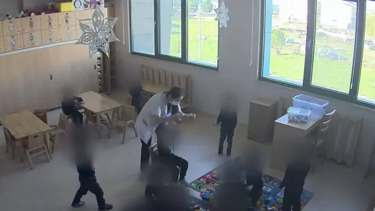 Kreşte çocuklara yapılan kabus işkenceler bir yıl önce tespit edildi