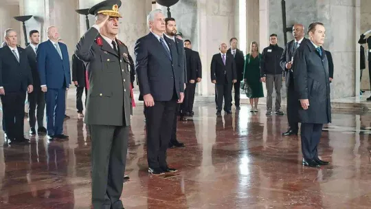 Küba Devlet Başkanı Bermudez, Anıtkabir'i ziyaret etti