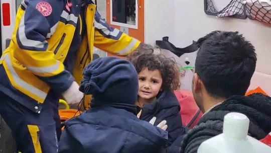 Küçük Mina 37 saat sonra kurtarıldı