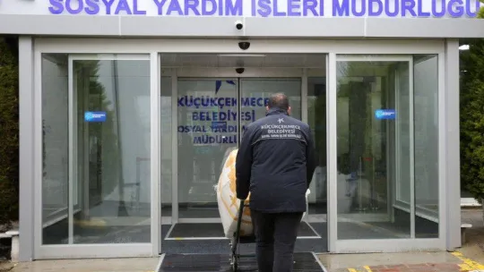 Küçükçekmece Belediyesi'nden afet bölgesine yardım kampanyası