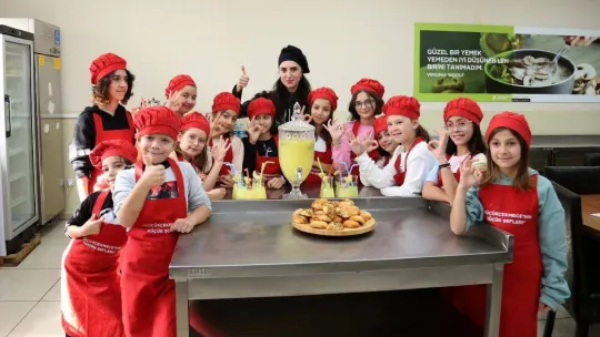 Küçükçekmece Belediyesi Sanat ve Meslek Kursları devam ediyor