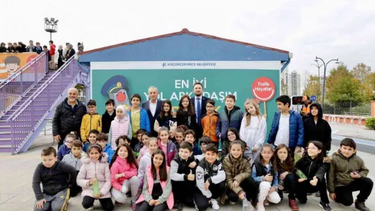 Küçükçekmece'de  'trafikte çocuk güvenliği' seferberliği