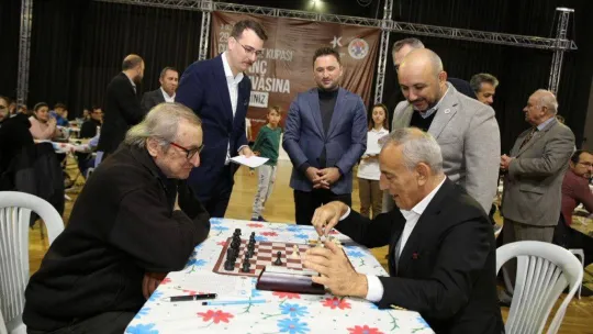 Küçükçekmece'de 29 Ekim Satranç Turnuvası heyecanı