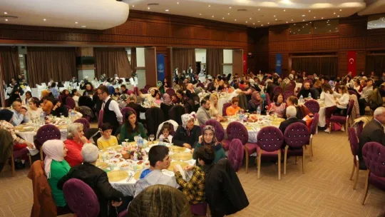 Küçükçekmece'de engelsiz yaşama destek yemeği