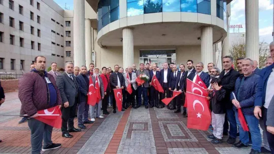 Küçükçekmece esnafından teröre lanet yürüyüşü