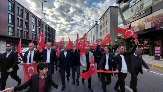 Küçükçekmece esnafından teröre lanet yürüyüşü