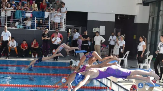 Kulaçlar Cumhuriyet için atıldı