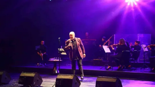 Kültür sanatın şehri Başakşehir'de, Kayahan gecesi