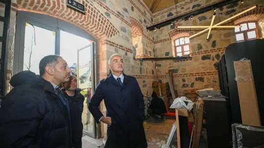 Kültür ve Turizm Bakanı Ersoy, Rami Kışlası'nda incelemelerde bulundu