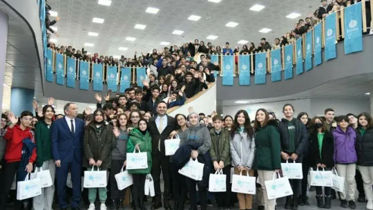 LGS'ye hazırlanan öğrencilere soru bankası seti