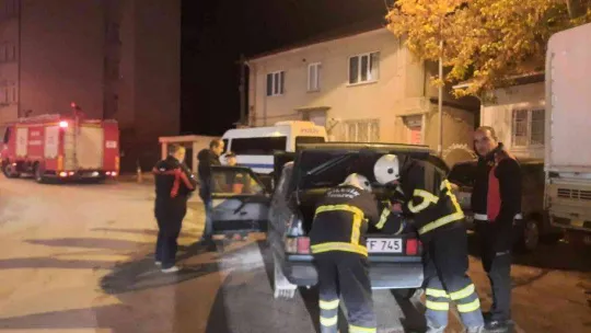 LPG'li otomobil bir anda alev aldı