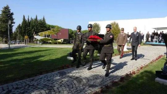 Macaristan Gelibolu Anıtı, Milli Savunma Bakanı Akar ve Macar Savunma Bakanı katılımıyla açıldı