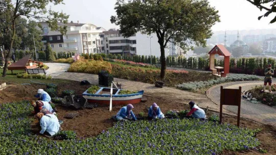 Macera Bursa kış çiçekleriyle yenileniyor