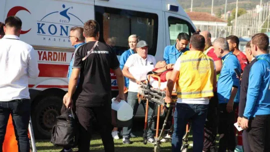 Maçta dili boğazına kaçan oyuncu, ölümden döndü