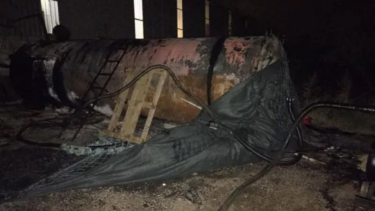 Madeni yağlardan kaçak mazot üreten tesise baskın: 31 bin litre mazot ele geçirildi