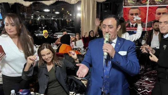 Mahmut Tuncer sıra gecesinde Bursalıları coşturdu