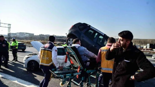 Makas atarken kaza yaptı, faciadan dönüldü