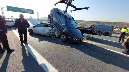 Makas atarken kaza yaptı, faciadan dönüldü