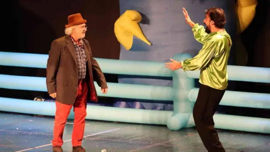 Maltepe'de ara tatilde 3 bin çocuk tiyatroyla buluştu