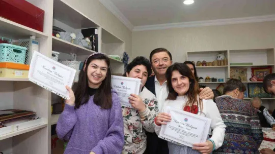 Maltepe'de erken yılbaşı kutlaması