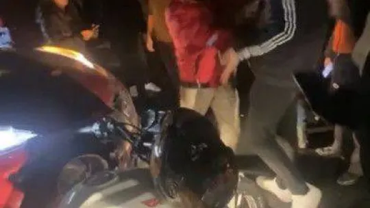 Maltepe'de kaza sonrası 'arabamı mahvettin' tartışması motosikletli ile yumruklu kavgaya dönüştü