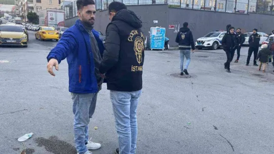 Maltepe'de okul önlerinde sıkı denetim