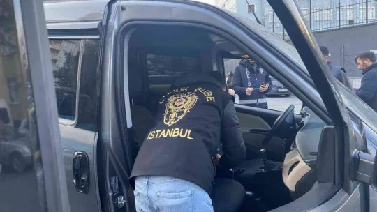 Maltepe'de okul önlerinde sıkı denetim