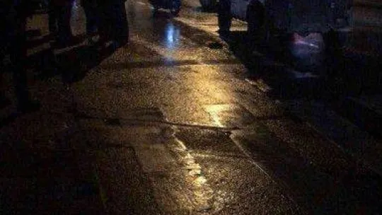 Maltepe'de yolda yürüyen gence kız kardeşinin sevgilisinden kanlı pusu