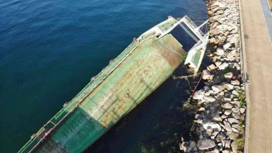 Maltepe sahilde batan gemi 7 milyon liraya satışa çıkarıldı