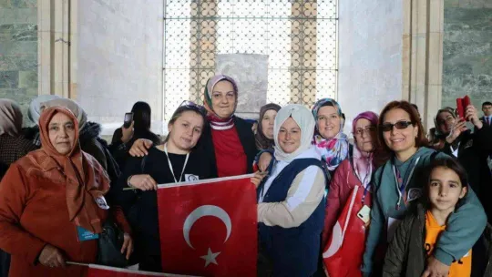 Maltepeli kadınlar 'Ata'larının huzurunda