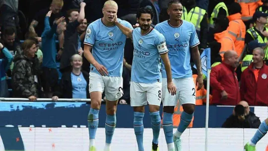 Manchester derbisinde City'den gövde gösterisi