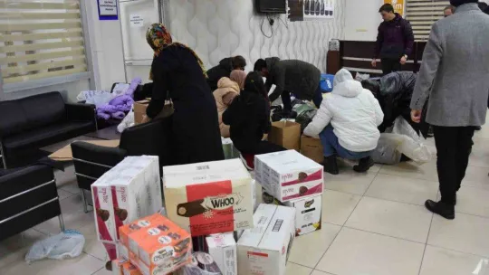 Manisa AK Parti depremzedeler için seferber oldu