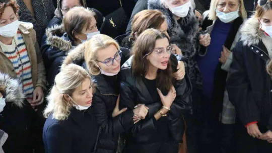 Manken Özge Ulusoy'un babası için Ankara'da cenaze töreni düzenlendi