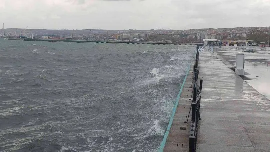 Marmara'da lodos etkisini sürdürüyor: Balıkçılar 1 haftadır denize açılamıyor