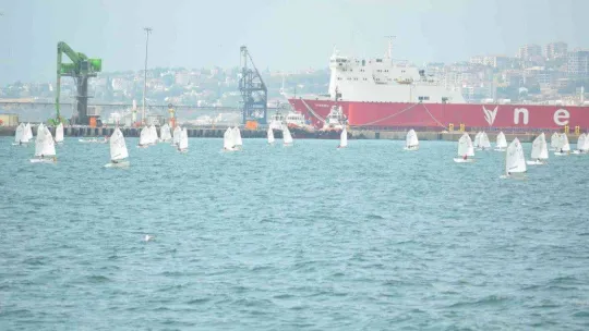 Marmara Denizi'nde uluslararası yelken yarışları başladı: 8 ülkeden 313 sporcu yarışıyor