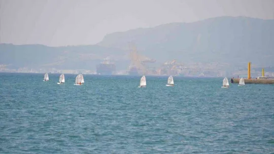 Marmara Denizi'nde uluslararası yelken yarışları başladı: 8 ülkeden 313 sporcu yarışıyor