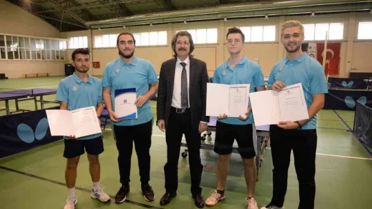 Masa Tenisi Turvunası'nda şampiyonlar belli oldu