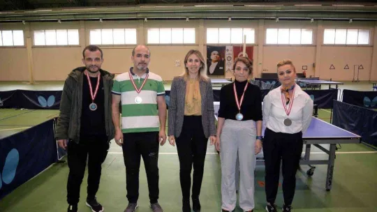 Masa Tenisi Turvunası'nda şampiyonlar belli oldu