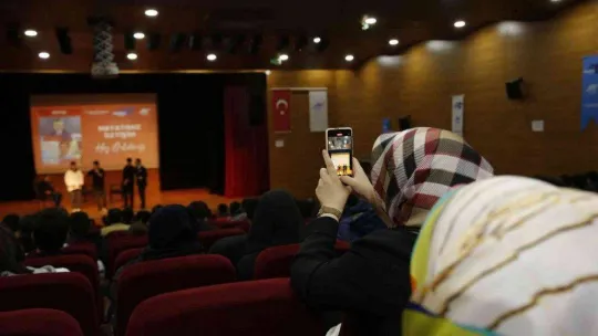 Medyanın sevilen isimleri Sultangazi'de